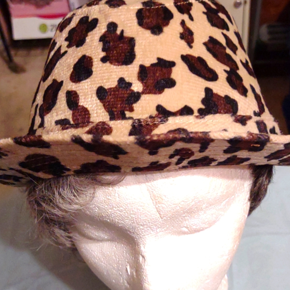 Women's hats
